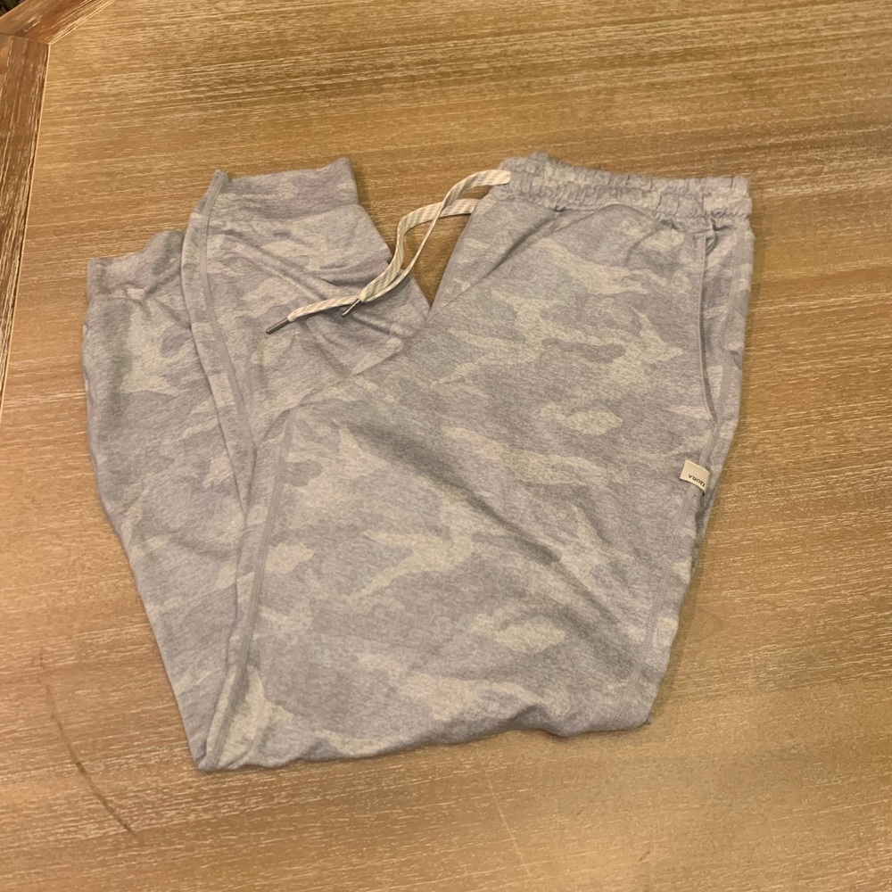Vuori Light Gray Camouflage Pants - Picture 3 of 9